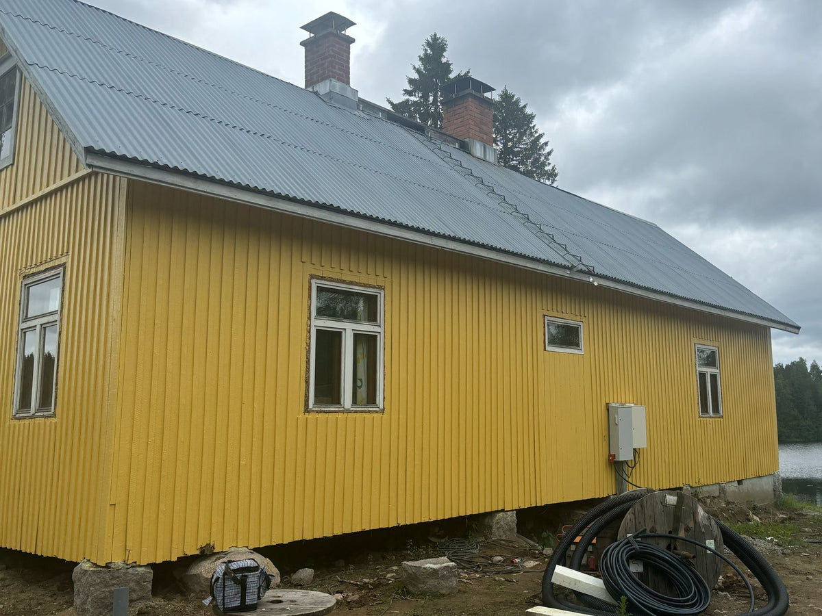 Talo maalauksen jälkeen