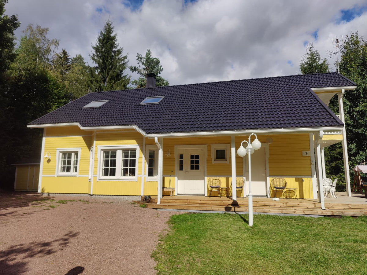 Talo maalauksen jälkeen