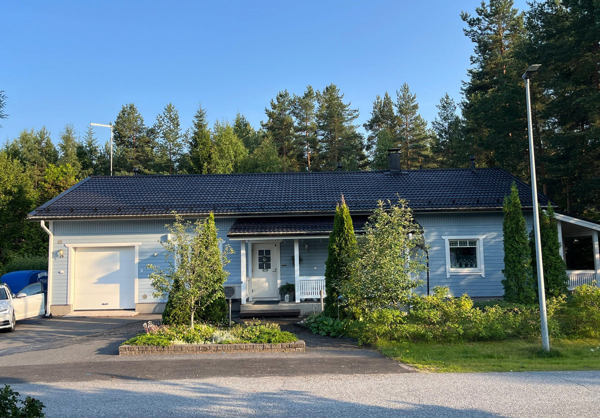 Talo maalauksen jälkeen